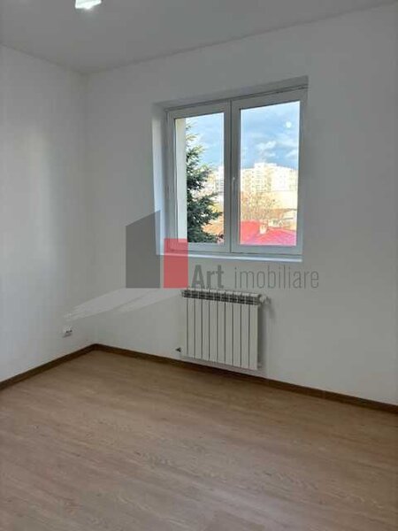 Apartament 2 camere Baba Novac 44 mp , 2 boxe si gradina proprie