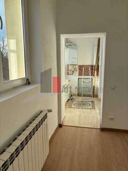 Apartament 2 camere Baba Novac 44 mp , 2 boxe si gradina proprie