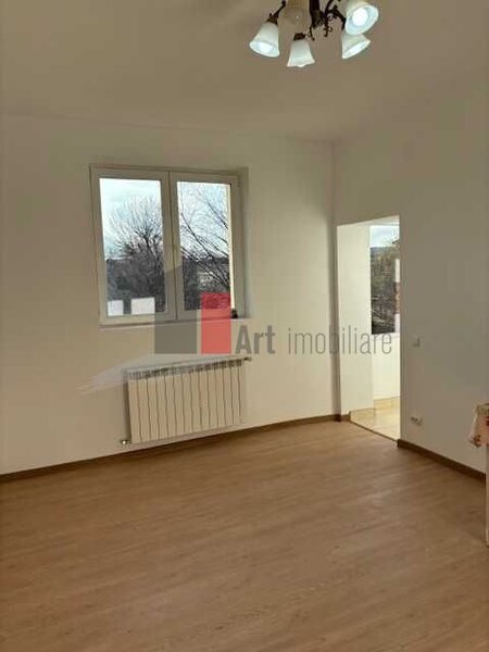 Apartament 2 camere Baba Novac 44 mp , 2 boxe si gradina proprie